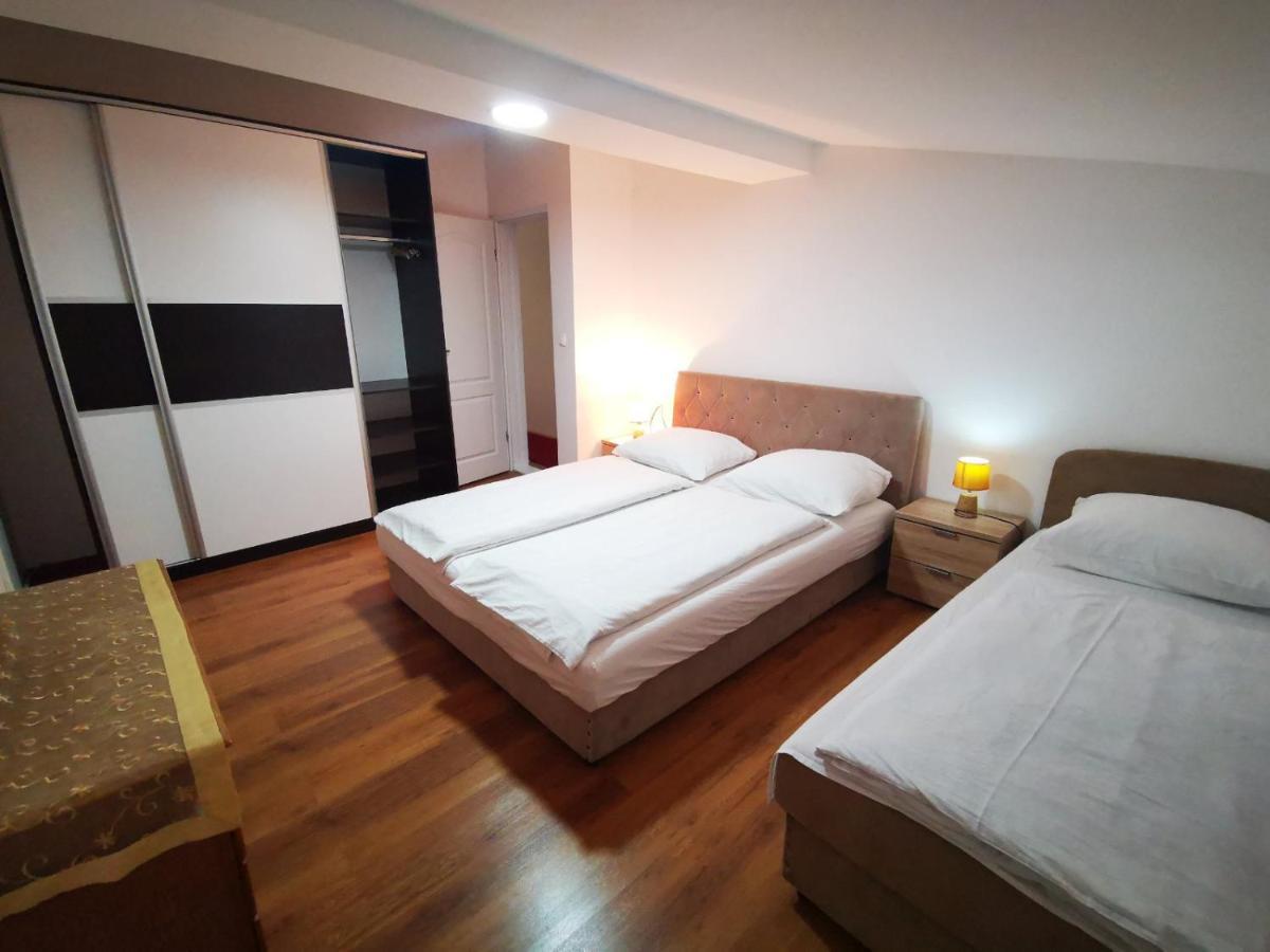 Private Riverside Villa Silvia Mostar Bagian luar foto