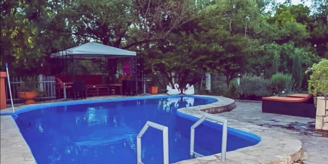 Private Riverside Villa Silvia Mostar Bagian luar foto